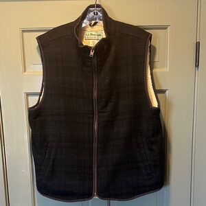 L.L. Bean Men's Blue and Green Fleece Vest